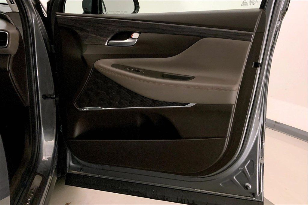 Used 2019 Hyundai Santa Fe Limited FWD image 25