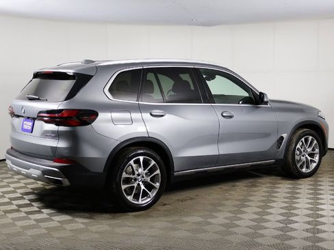 Used 2024 BMW X5 xDrive40i w/ Premium Package image 14