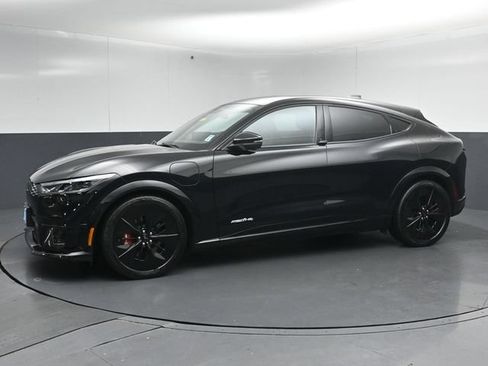 Certified 2025 Ford Mustang Mach-E GT AWD/4WD image 4