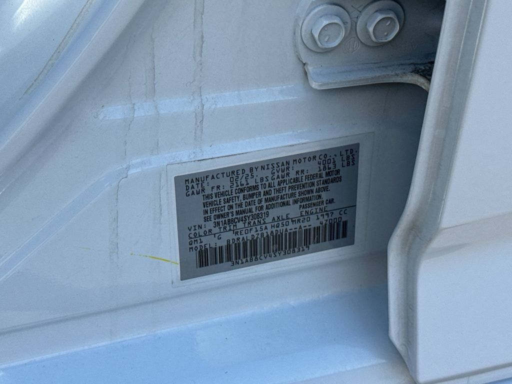 Used 2025 Nissan Sentra SV FWD image 26