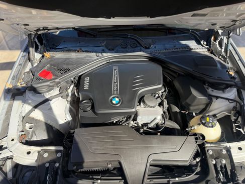 Used 2015 BMW 320i Sedan image 4