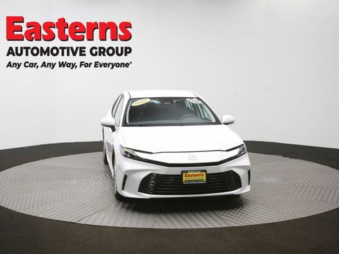 Used 2025 Toyota Camry LE FWD image 52