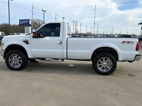Used 2010 Ford F250 XLT image 11
