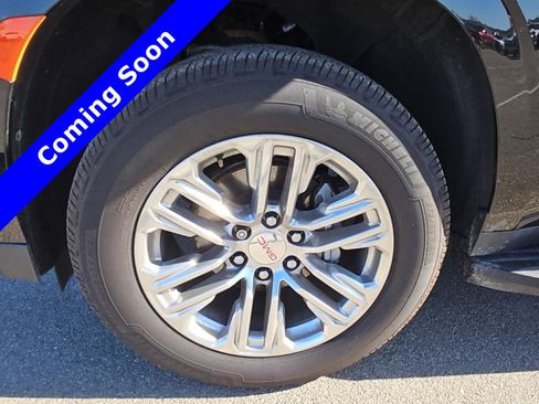 Used 2021 GMC Yukon SLT w/ SLT Premium Package image 7