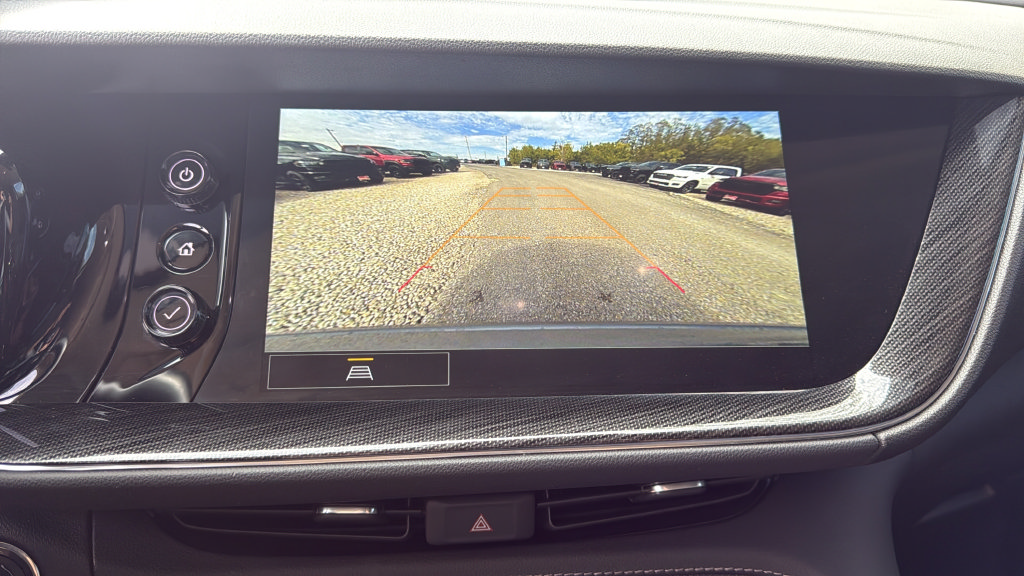 Used 2023 Buick Envision Essence FWD image 26