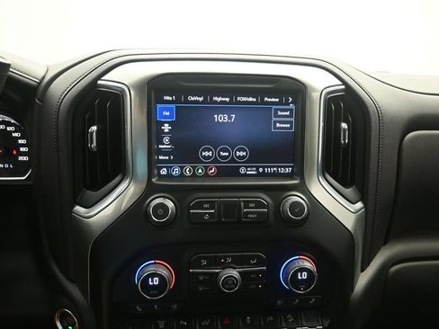 Used 2023 Chevrolet Silverado 2500 LTZ AWD/4WD image 17
