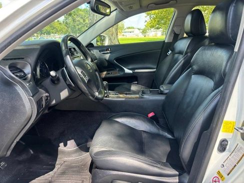 Used 2013 Lexus IS 250 AWD w/ Premium Pkg image 13