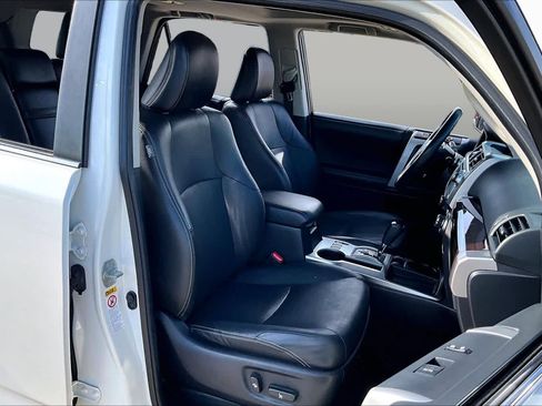 Used 2016 Toyota 4Runner Limited RWD image 9