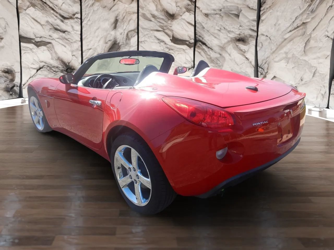 Used 2009 Pontiac Solstice GXP w/ Premium Package RWD image 34