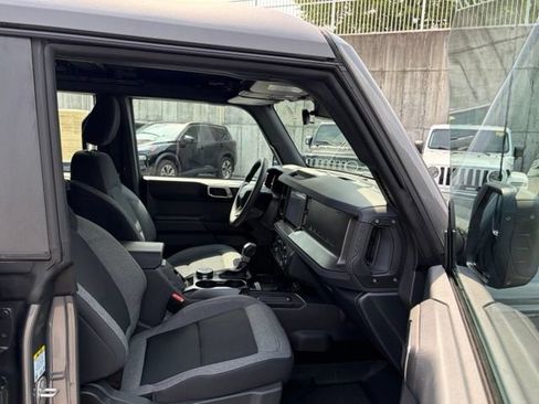 Used 2025 Ford Bronco 4-Door AWD/4WD image 27