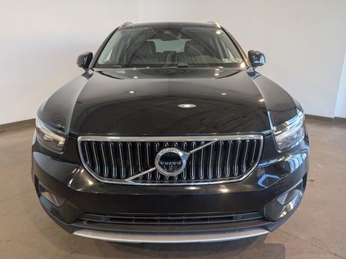 Used 2020 Volvo XC40 T5 Inscription image 2