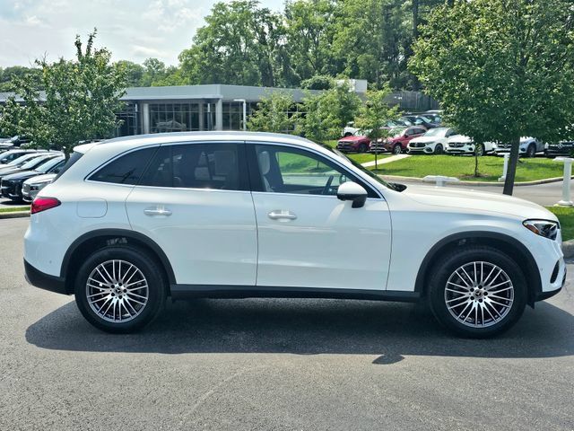 Certified 2026 Mercedes-Benz GLC 300 4MATIC image 8