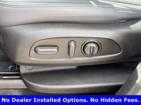 Used 2023 Buick Enclave Essence w/ Sport Touring Edition FWD image 24
