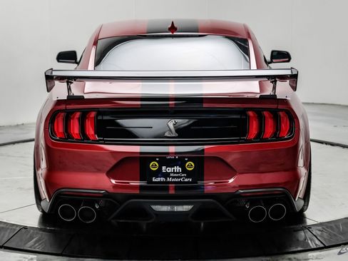 Used 2020 Ford Mustang Shelby GT500 w/ Carbon Fiber Track Pack RWD image 16