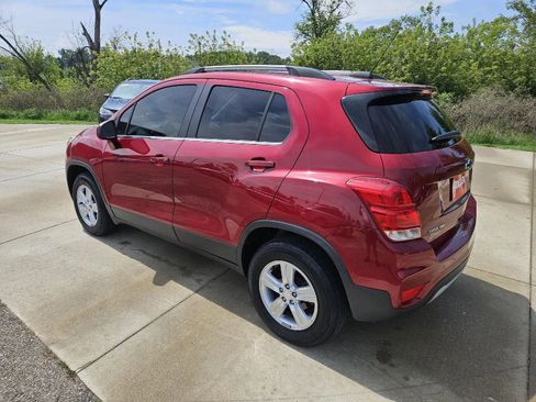 Used 2020 Chevrolet Trax LT AWD/4WD image 8