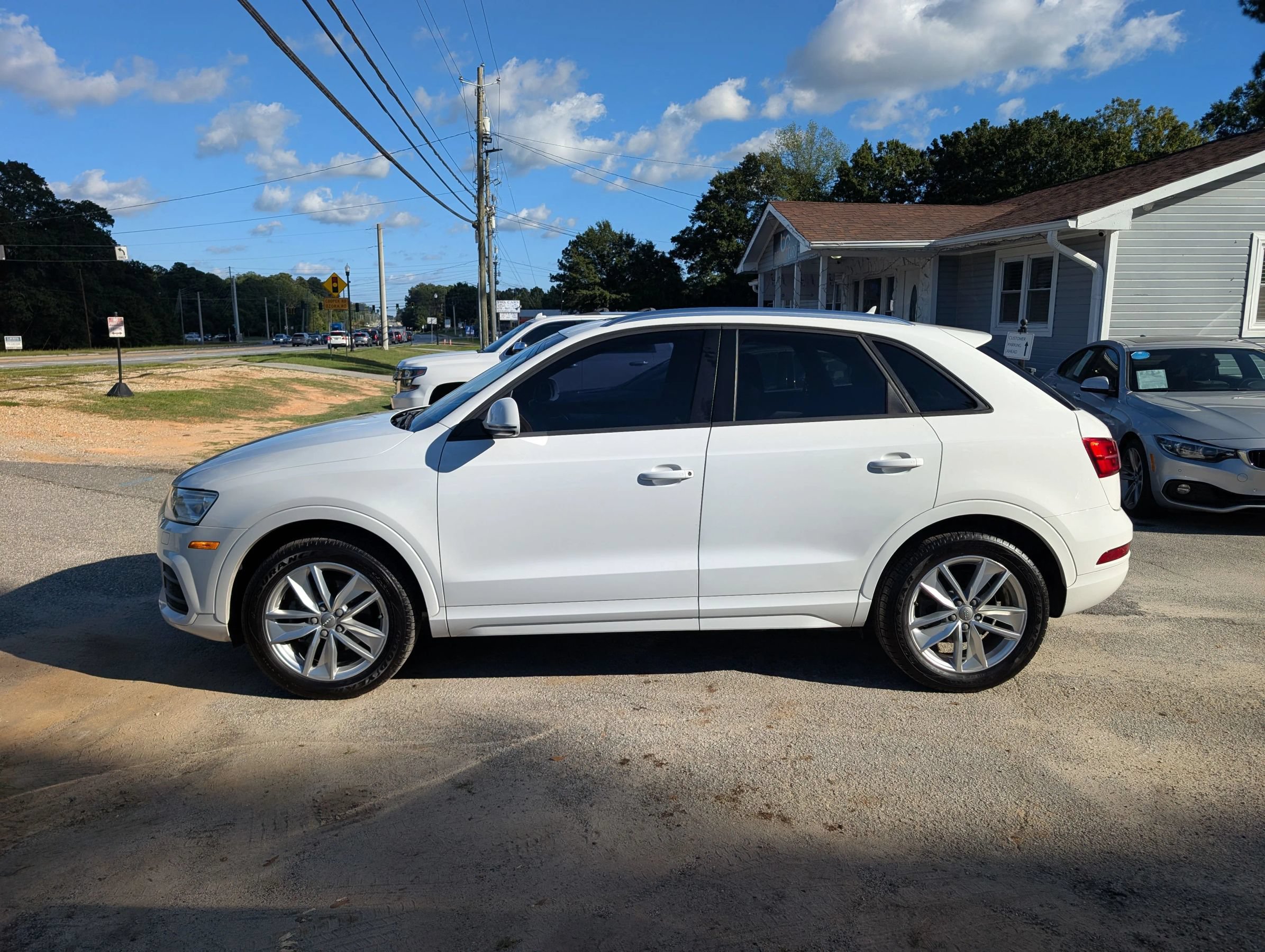 Used 2017 Audi Q3 2.0T Premium FWD image 4