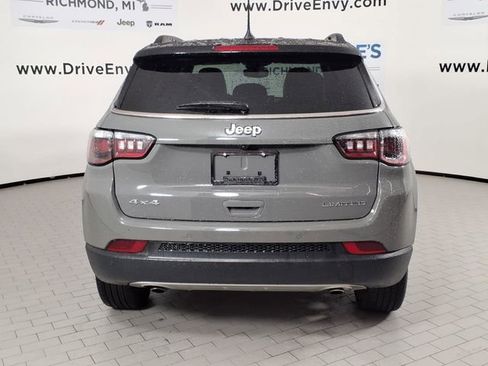 Used 2023 Jeep Compass Limited image 5