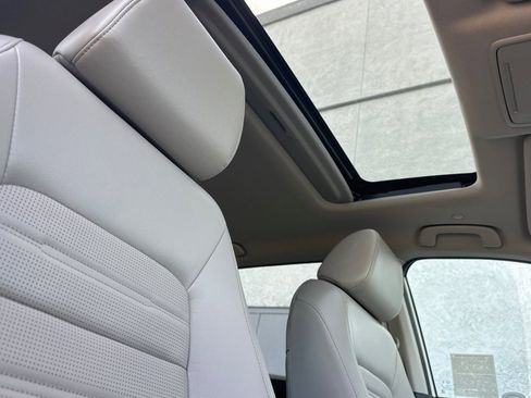 Used 2025 Honda CR-V EX-L image 19