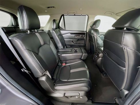Certified 2025 Honda Pilot EX-L image 33