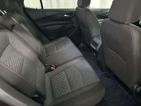Used 2020 Chevrolet Equinox LT w/ Driver Convenience Package FWD image 17