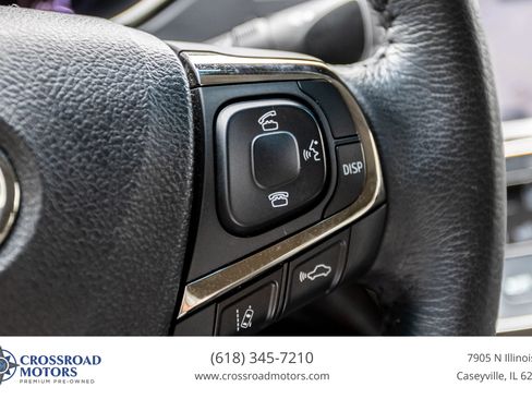 Used 2018 Toyota Avalon XLE Premium FWD image 31