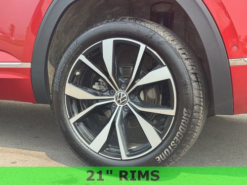 Used 2025 Volkswagen Atlas Cross Sport SEL Premium R-Line image 26