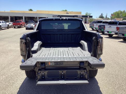 New 2024 GMC Hummer EV 2X image 12