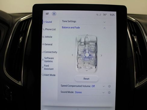 Used 2022 Ford Edge Titanium image 49