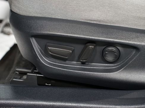 Certified 2025 Toyota Camry LE image 33