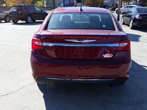 Used 2014 Chrysler 200 LX FWD image 5