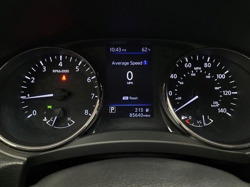 Used 2018 Nissan Rogue SV FWD image 23