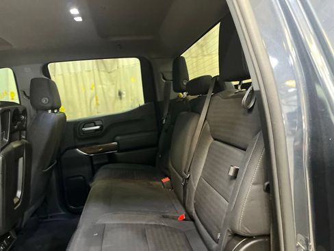 Used 2020 GMC Sierra 1500 Elevation w/ Elevation Value Package RWD image 22