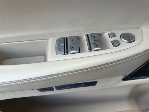 Used 2017 BMW 740i image 13