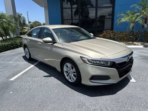 Used 2018 Honda Accord LX image 2