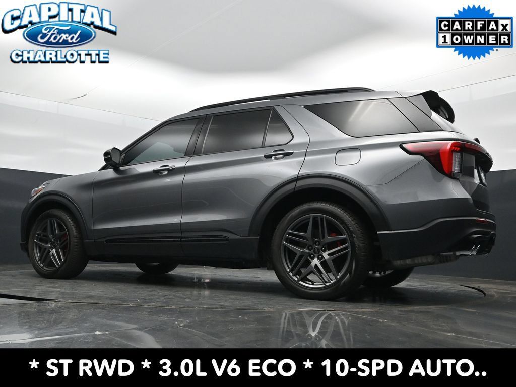 Used 2025 Ford Explorer ST RWD image 26