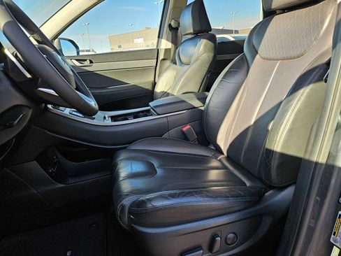 Used 2022 Hyundai Palisade SEL w/ 8P Bench Seat Package AWD/4WD image 15