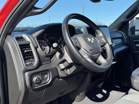 Used 2024 RAM 2500 Big Horn w/ Sport Appearance Package image 2