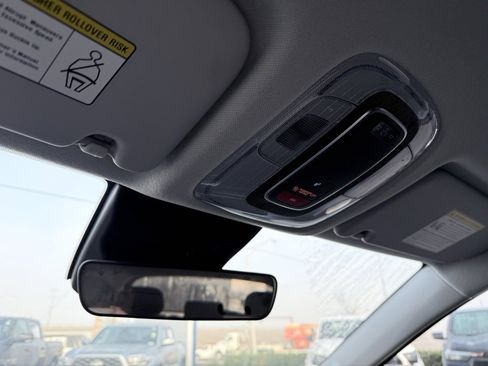 Used 2024 Hyundai Kona SEL image 19