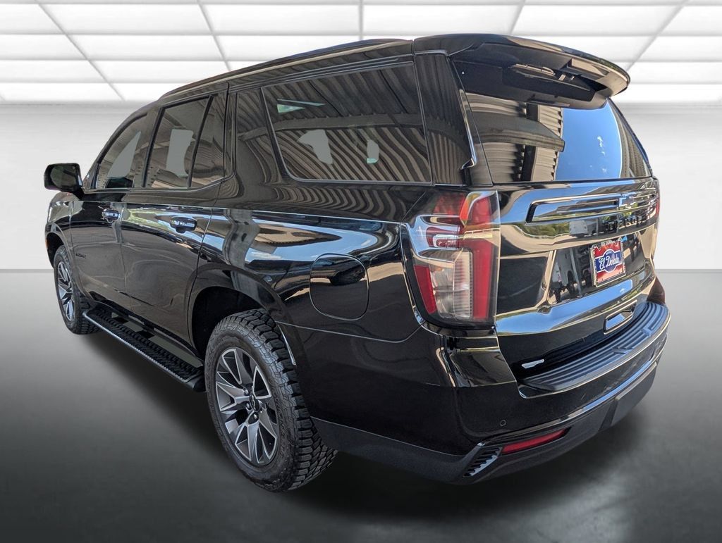 Used 2023 Chevrolet Tahoe Z71 w/ Luxury Package AWD/4WD image 2