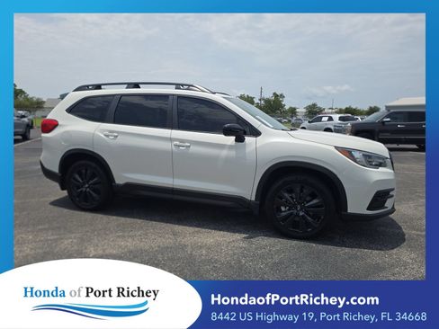 Used 2022 Subaru Ascent Onyx Edition AWD/4WD image 1