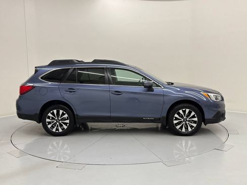 Used 2015 Subaru Outback 2.5i Limited AWD/4WD image 7