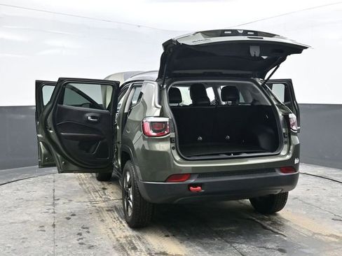 Used 2018 Jeep Compass Trailhawk w/ Leather Interior Group image 35