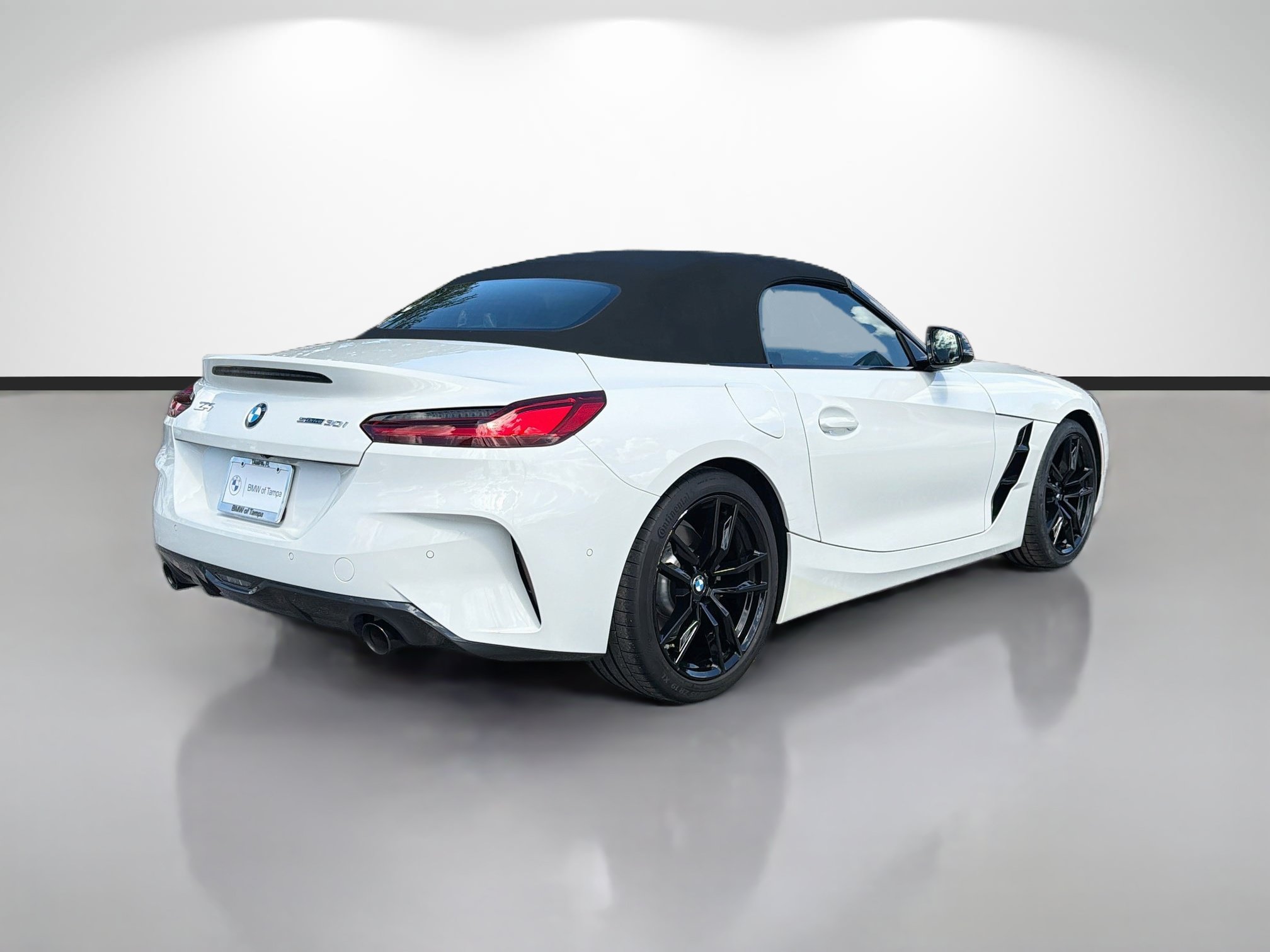 Used 2024 BMW Z4 sDrive30i w/ Premium Package RWD image 3