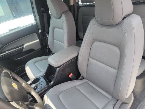 Used 2022 Chevrolet Colorado W/T w/ WT Convenience Package RWD image 11