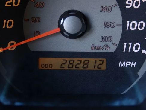 Used 2003 Toyota 4Runner SR5 image 44