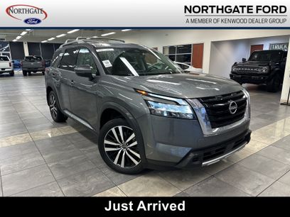 Used 2023 Nissan Pathfinder Platinum