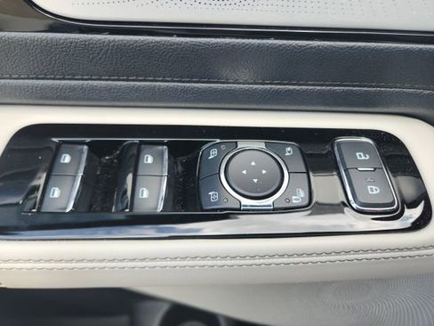 Used 2025 Lincoln Aviator Reserve w/ Equipment Group 201A AWD/4WD image 26