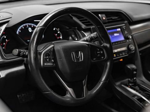 Used 2019 Honda Civic Sport image 23