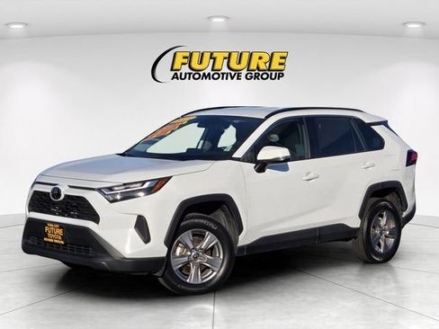 Certified 2025 Toyota RAV4 XLE AWD/4WD image 10