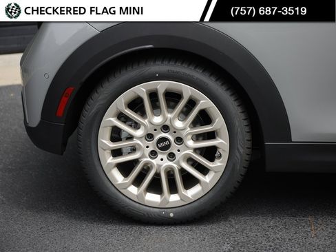 Used 2025 MINI Cooper S image 7